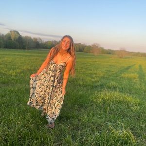 Meet your Posher, Sarah kristene